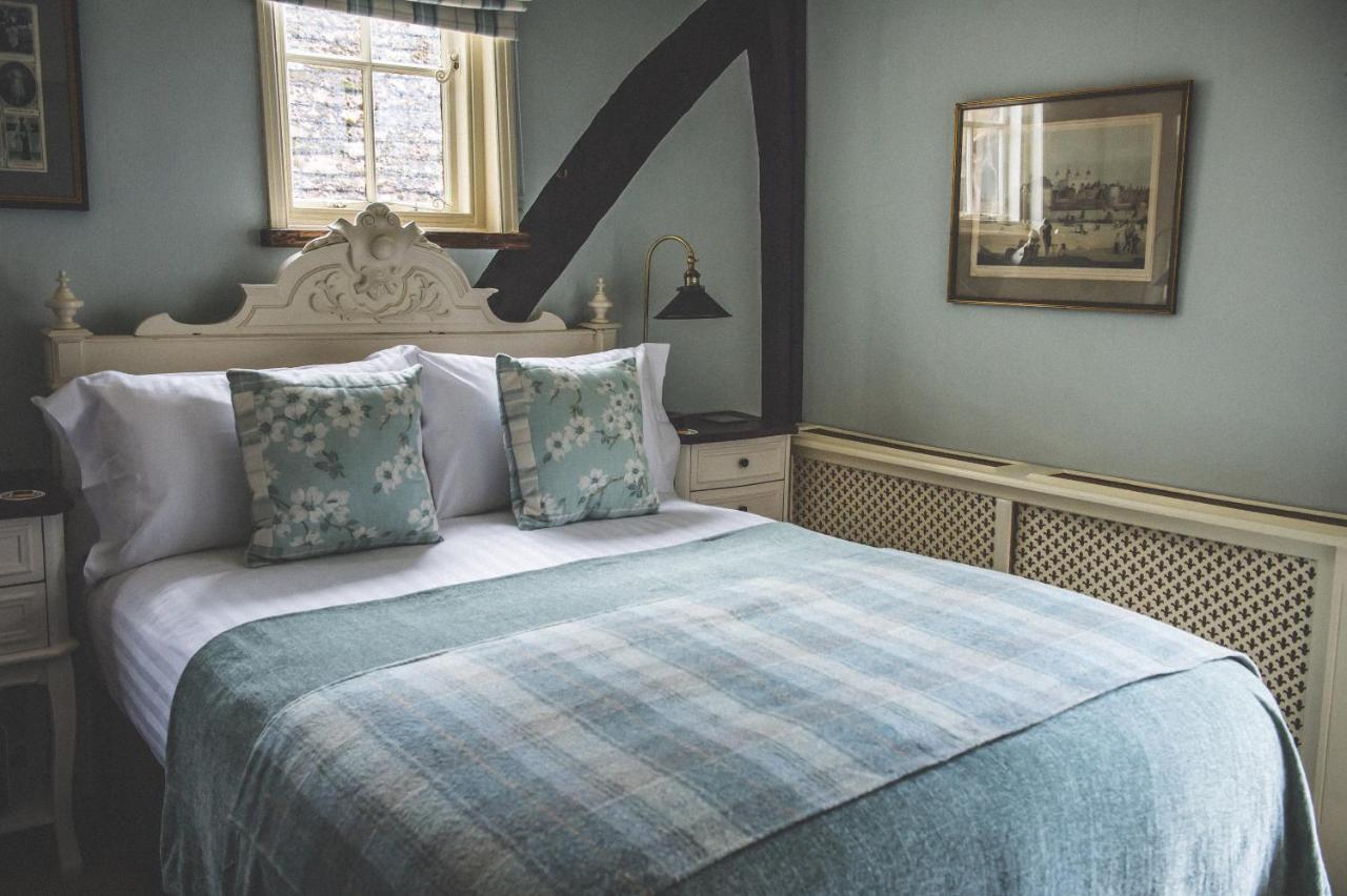 Bed and Breakfast Jeakes House Rye Esterno foto A bedroom at The Old Vicarage