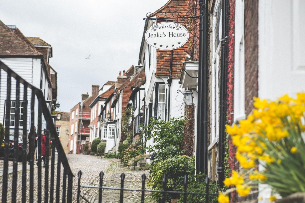 Bed and Breakfast Jeakes House Rye Esterno foto The former Jack's House, now a private house